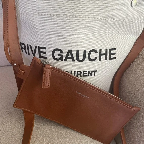 SOLD!!!!! Saint Laurent bucket bag - Picture 2 of 5